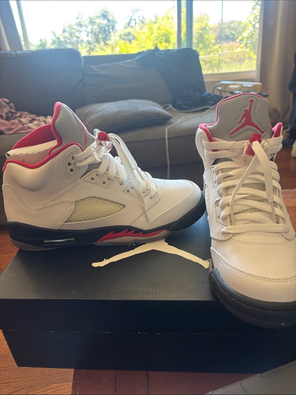 Nike Air Jordan 5 Retro "Fire Red"